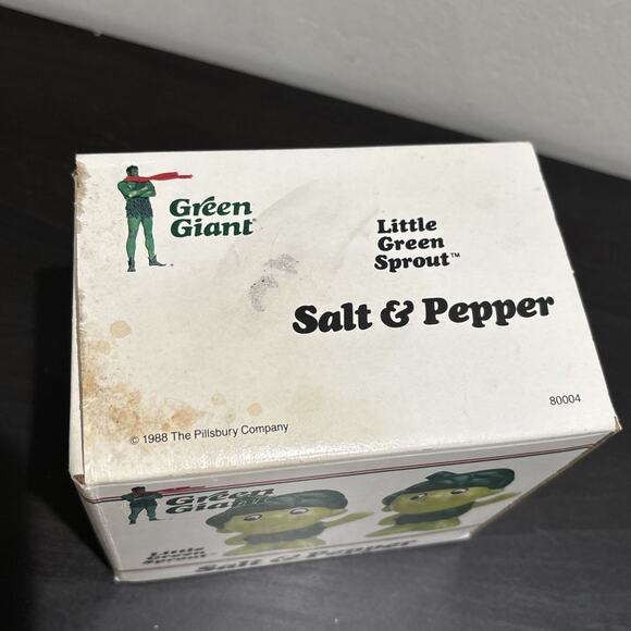 NEW IN BOX 1988 Green Giant “Little Green Sprout” Ceramic Salt & Pepper Shakers - Picture 6 of 10